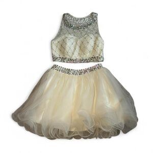 Butter Yellow sequin two-piece sleeveless homecoming dress. Size small-med.